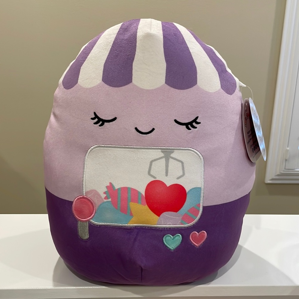 ⚡️NWT 12” Mincha the Claw Machine Valentine Squishmallow